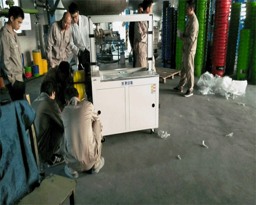 全自动高台打包机调试现场